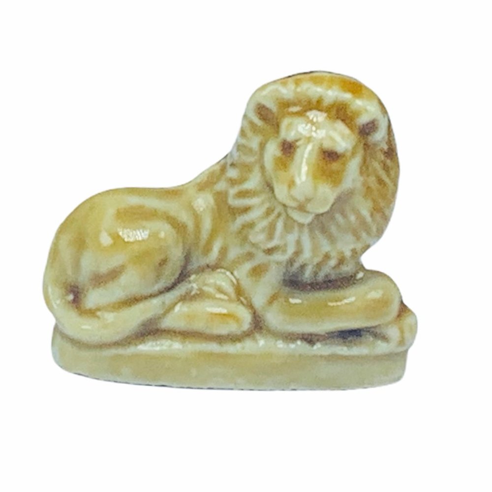 Lion Wade Whimsies figurine vtg England king cat